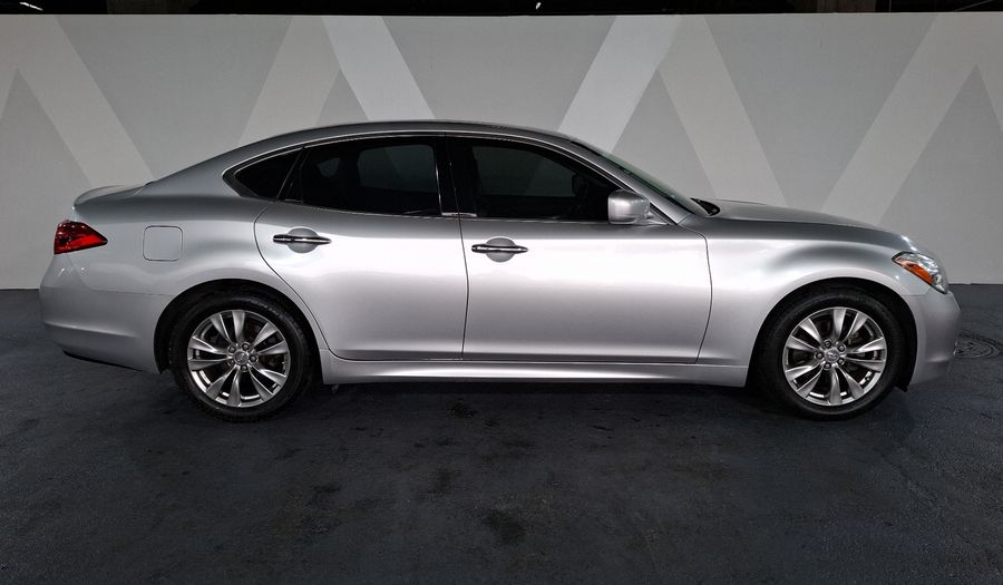 Infiniti M 5.6 AT Sedan 2012