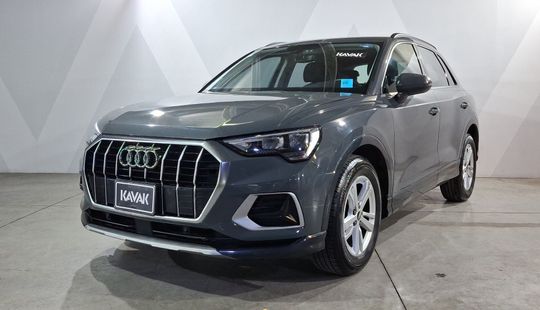 Audi • Q3