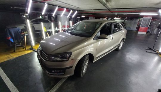Toyota • Etios
