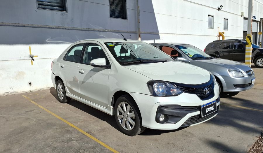Toyota Etios 1.5 XLS Sedan 2018