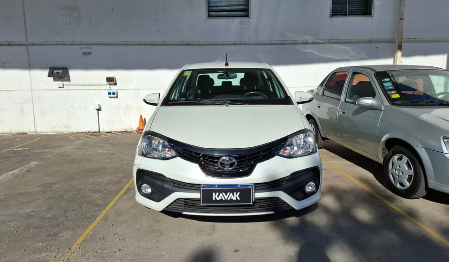 Toyota Etios 1.5 XLS Sedan 2018