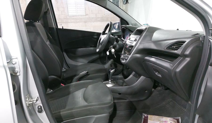 Chevrolet Spark 1.4 LT F CVT Hatchback 2017