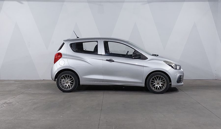 Chevrolet Spark 1.4 LT F CVT Hatchback 2017