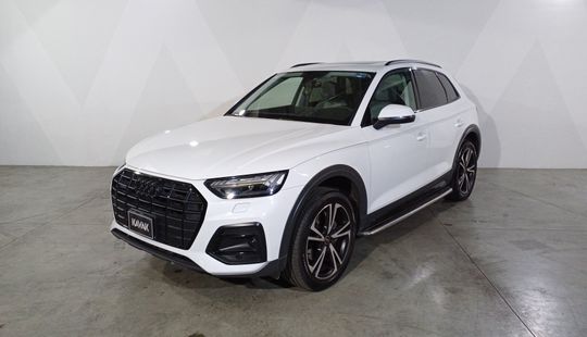 Audi • Q5