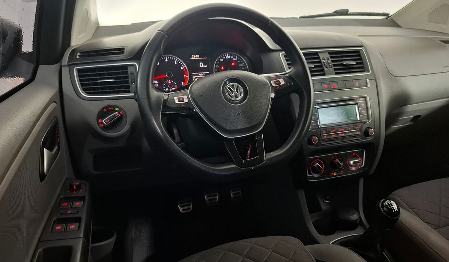 Volkswagen Fox 1.6 HIGHLINE Hatchback 2016