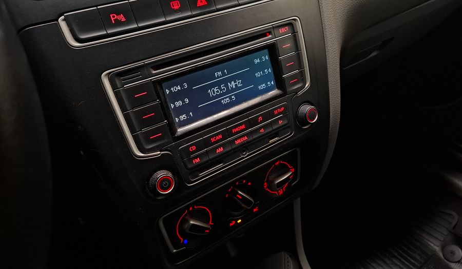 Volkswagen Fox 1.6 HIGHLINE Hatchback 2016
