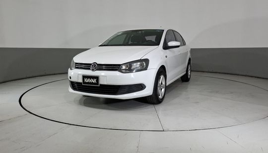 Volkswagen • Vento