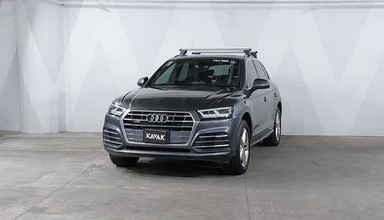 Audi • Q5