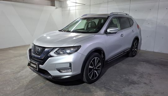 Nissan • X-Trail