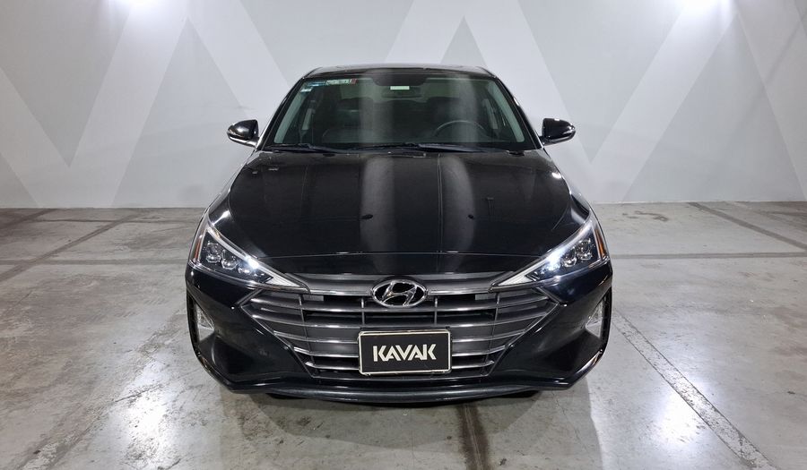 Hyundai Elantra 2.0 LIMITED TECH NAVI AUTO Sedan 2020