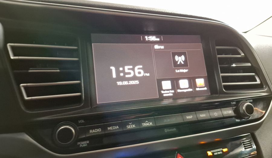 Hyundai Elantra 2.0 LIMITED TECH NAVI AUTO Sedan 2020