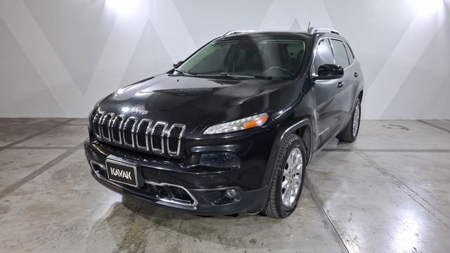 Jeep • Cherokee