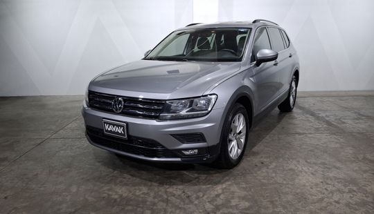 Volkswagen • Tiguan
