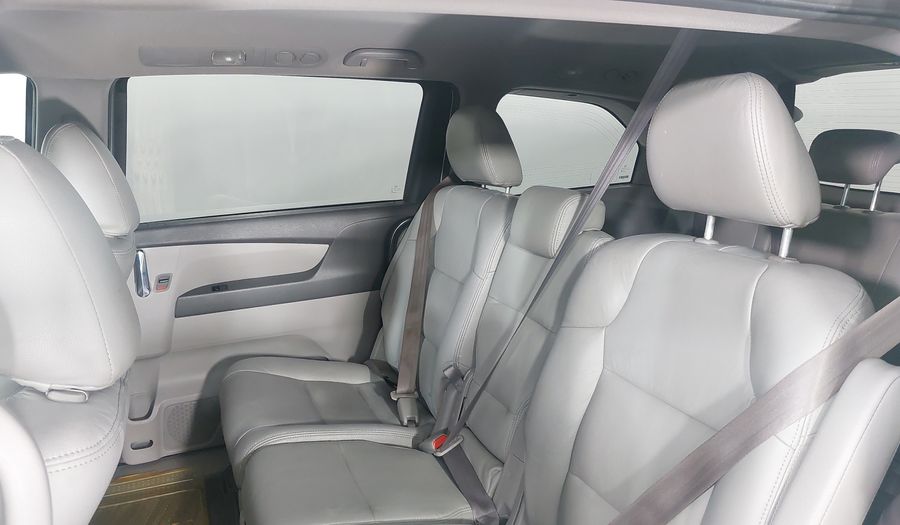 Honda Odyssey 3.5 LX AT Minivan 2015