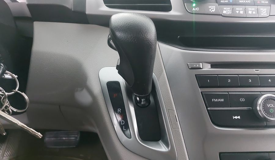 Honda Odyssey 3.5 LX AT Minivan 2015