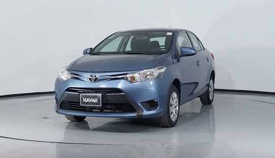 Toyota • Yaris