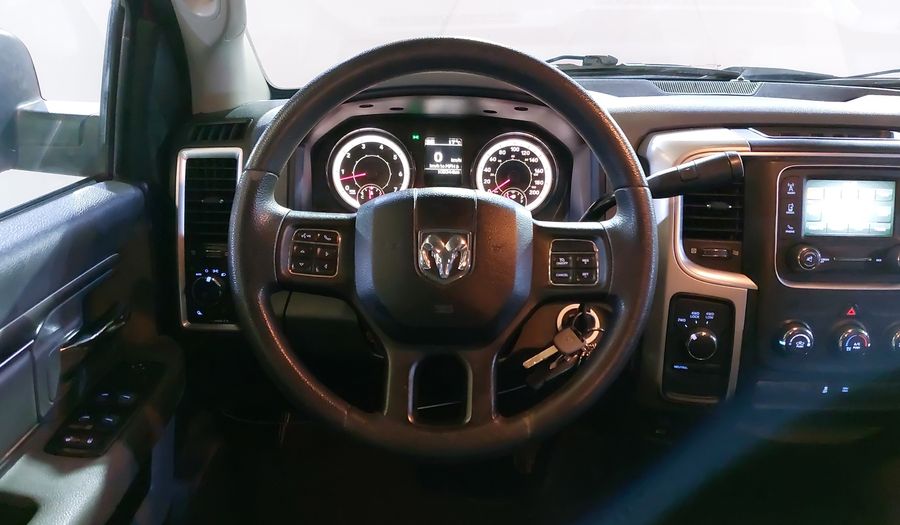 Ram 2500 5.7 HEMI SPORT CREW CAB 4X4 V8 6AT Pickup 2017