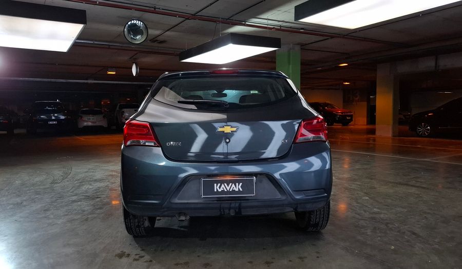 Chevrolet Onix 1.4 LT Hatchback 2017