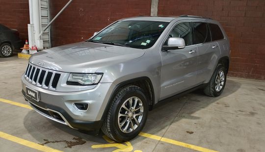 Jeep • Grand Cherokee