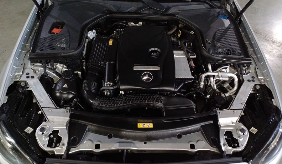 Mercedes Benz Clase E 2.0 250 AVANTGARDE AUTO Sedan 2018