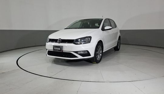 Volkswagen • Polo