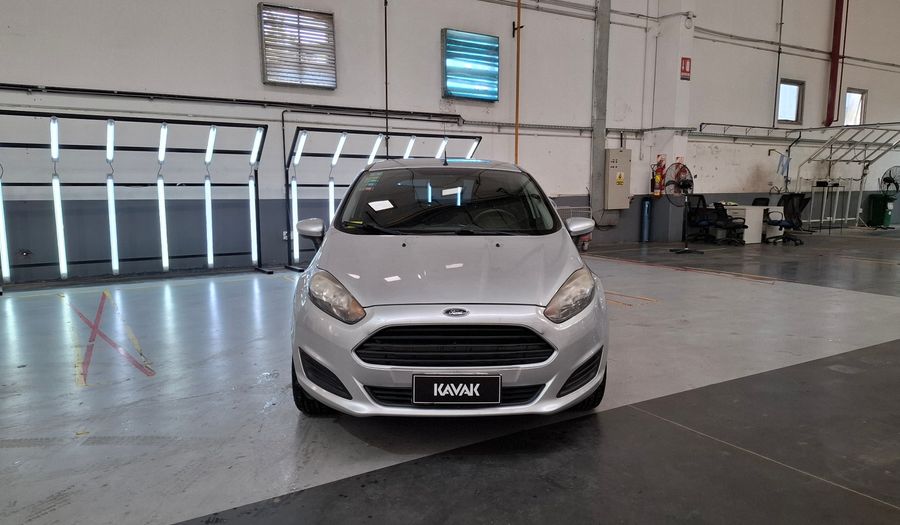 Ford Fiesta Kinetic Design 1.6 S Hatchback 2014