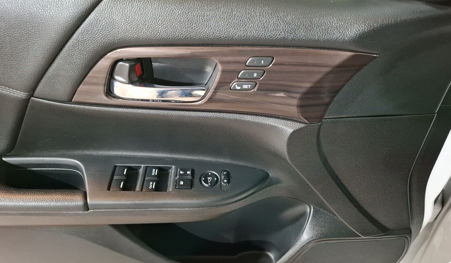 Honda Accord 3.5 EXL V6 NAVI Sedan 2016