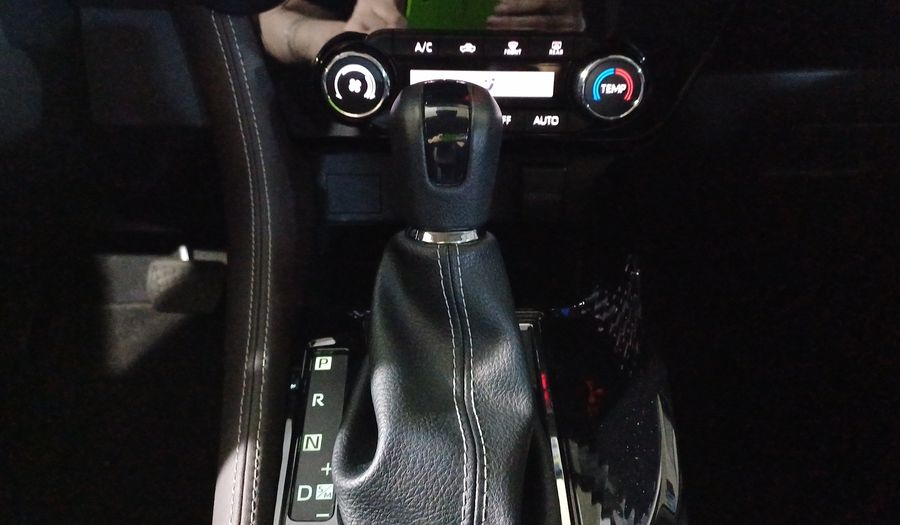 Toyota Yaris 1.5 S HI CVT Sedan 2023