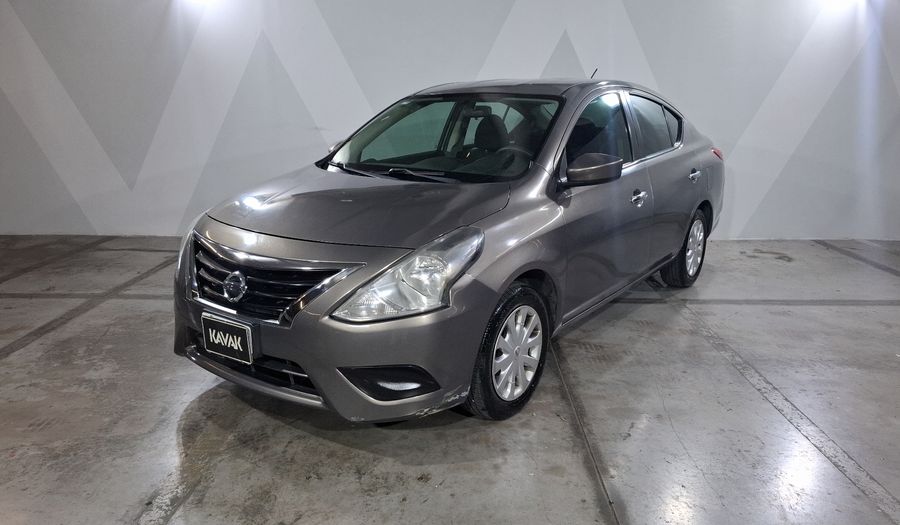 Nissan Versa 1.6 SENSE TA AC Sedan 2015