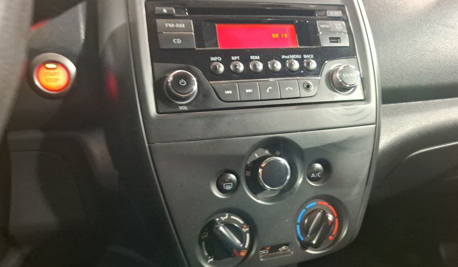 Nissan Versa 1.6 SENSE TA AC Sedan 2015