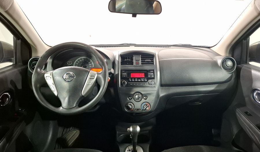 Nissan Versa 1.6 SENSE TA AC Sedan 2015