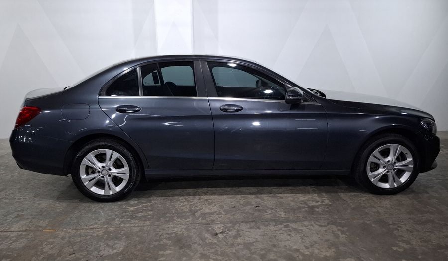 Mercedes Benz Clase C 2.0 200 CGI EXCLUSIVE AT Sedan 2016