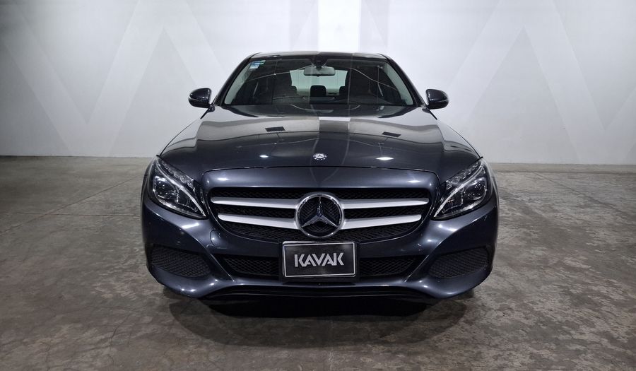 Mercedes Benz Clase C 2.0 200 CGI EXCLUSIVE AT Sedan 2016