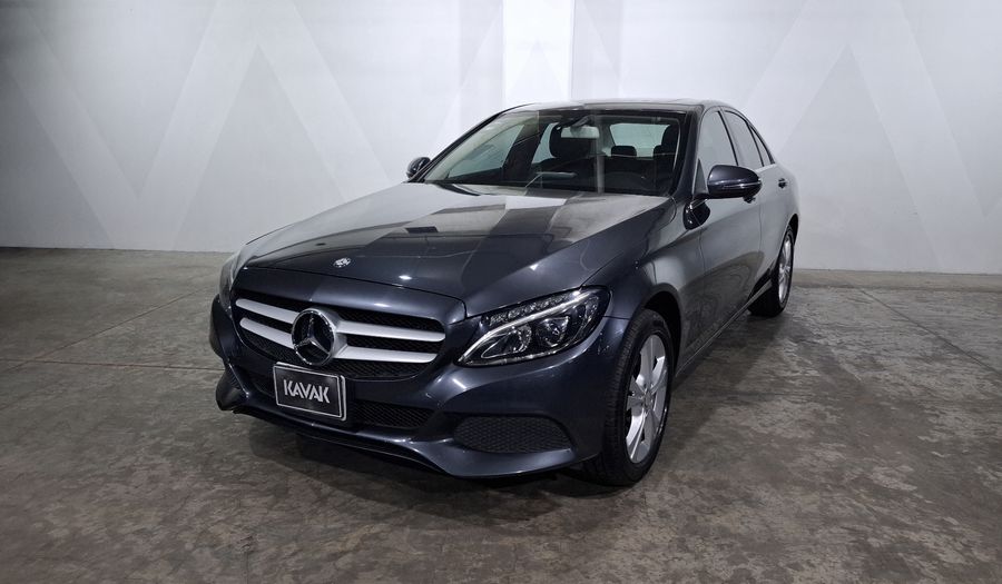 Mercedes Benz Clase C 2.0 200 CGI EXCLUSIVE AT Sedan 2016