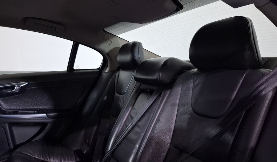 Volvo S60 1.6 T4 ADDITION MT Sedan 2013