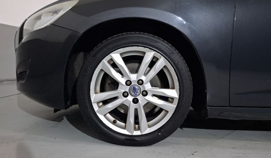 Volvo S60 1.6 T4 ADDITION MT Sedan 2013