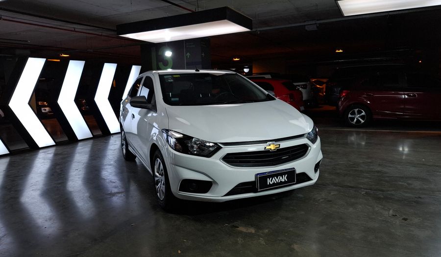 Chevrolet Onix 1.4 LT Hatchback 2017