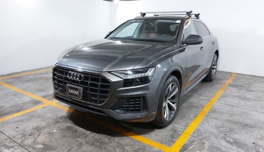 Audi • Q8