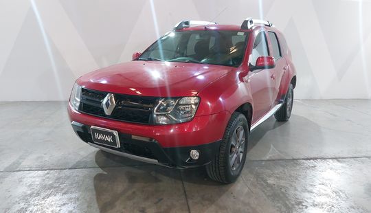 Renault • Duster