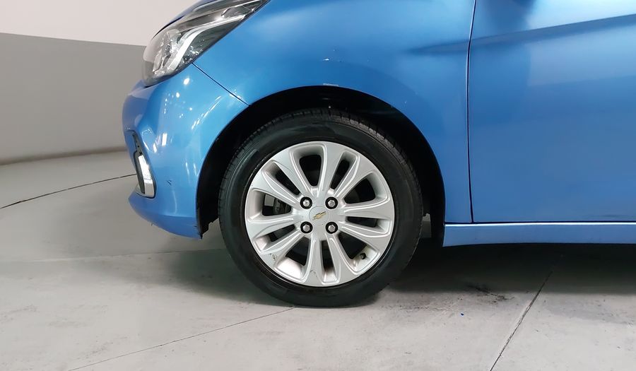 Chevrolet Spark 1.4 LTZ C MT Hatchback 2016