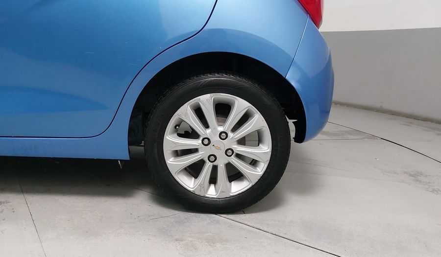 Chevrolet Spark 1.4 LTZ C MT Hatchback 2016