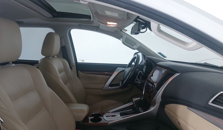 Mitsubishi Montero 3.0 ADVANCE AUTO Suv 2018