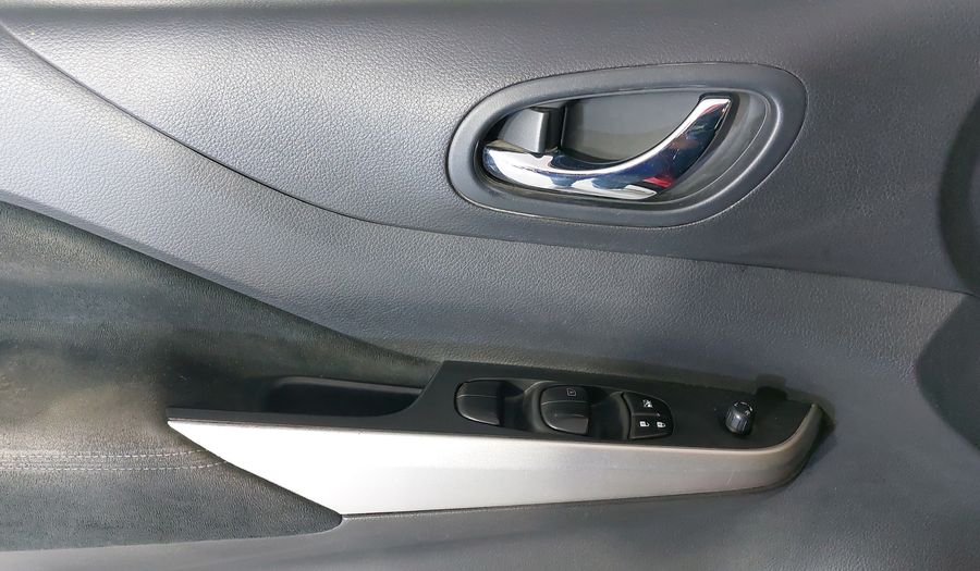 Nissan Np300 2.5 LE AC Pickup 2020