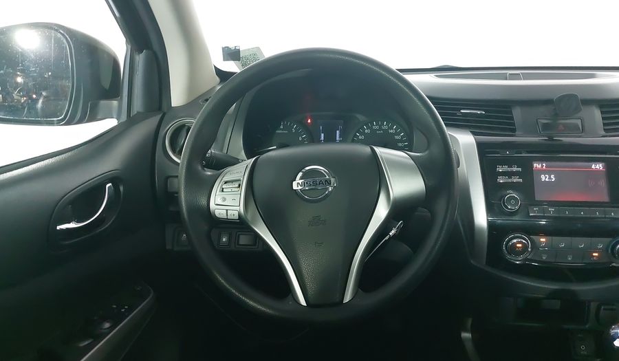 Nissan Np300 2.5 LE AC Pickup 2020