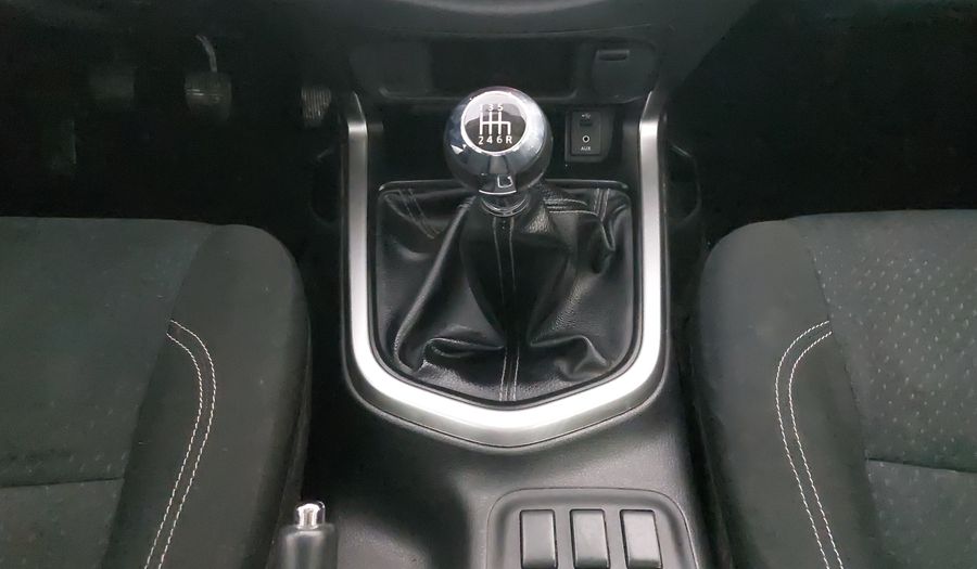 Nissan Np300 2.5 LE AC Pickup 2020