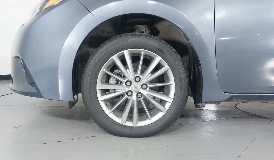 Toyota Corolla 1.8 LE CVT Sedan 2015