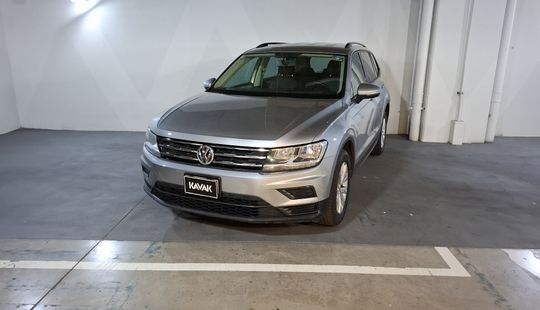 Volkswagen • Tiguan