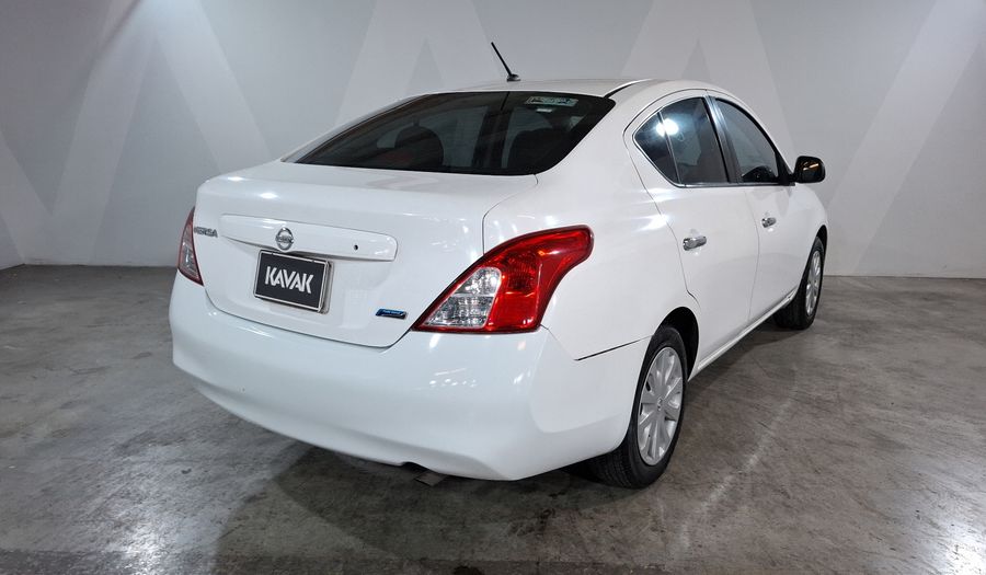 Nissan Versa 1.6 SENSE TA AC Sedan 2013