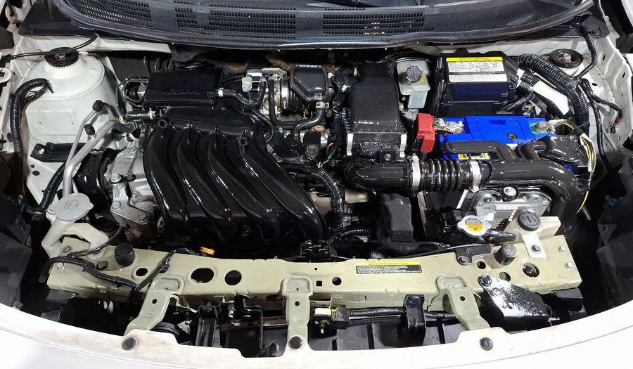 Nissan Versa 1.6 SENSE TA AC Sedan 2013