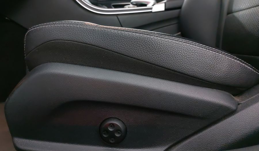 Mercedes Benz Clase C 2.0 200 CGI EXCLUSIVE AT Sedan 2017